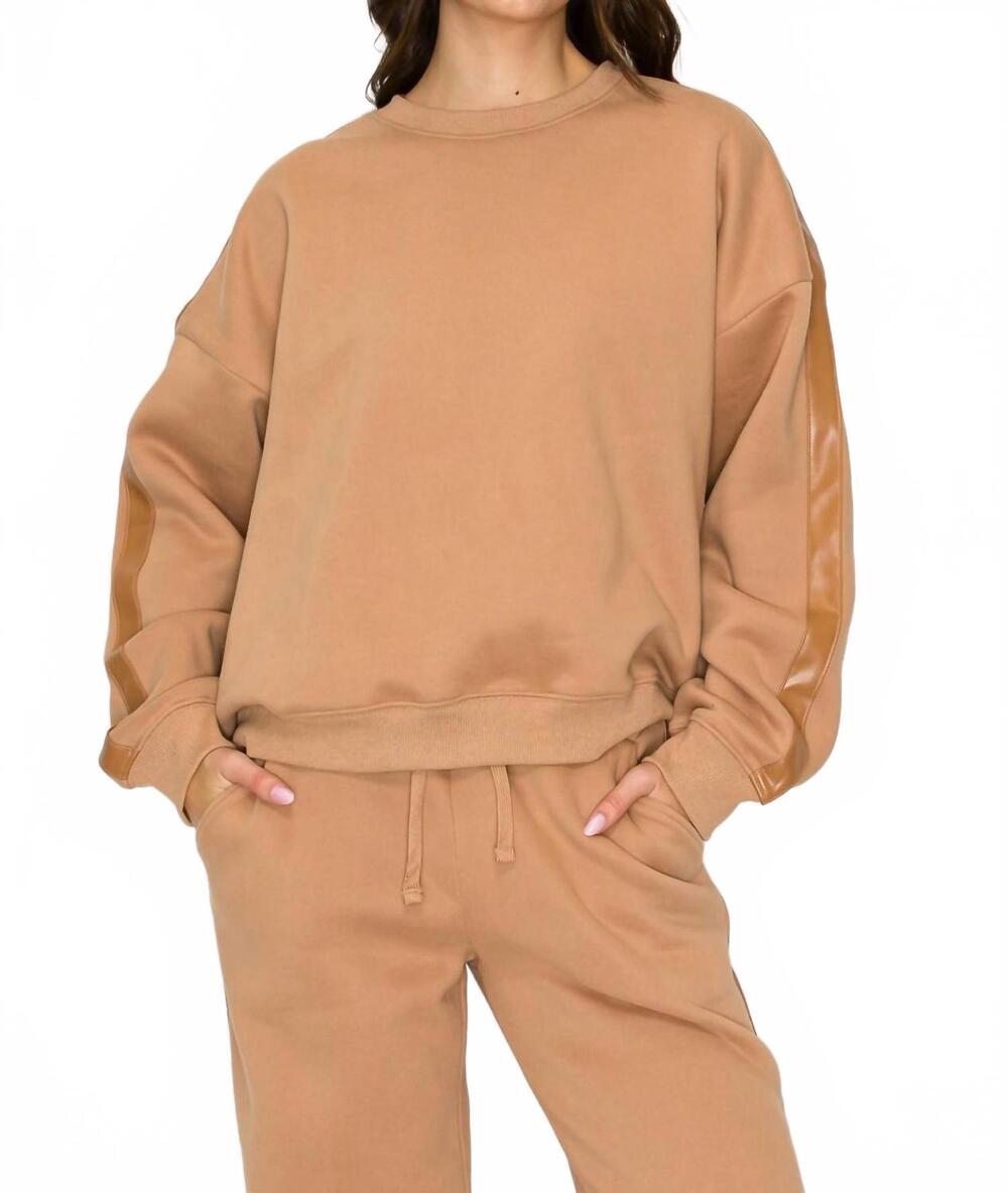 NEW KNIT RIOT stride track sweatshirt in mocha